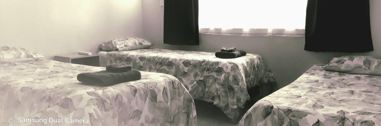 Aaron Court Motel 티머루 외부 사진